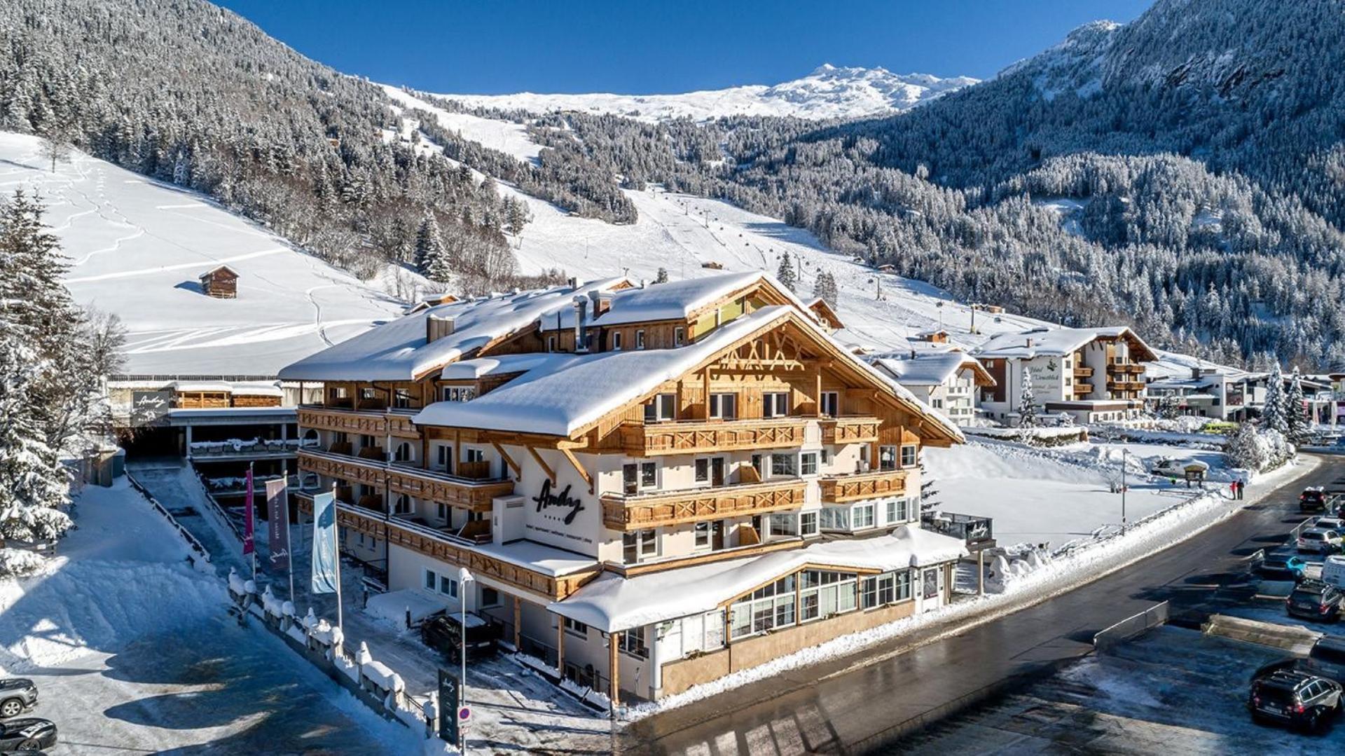 Hotel Andy 4 Sterne Superior Jerzens Εξωτερικό φωτογραφία